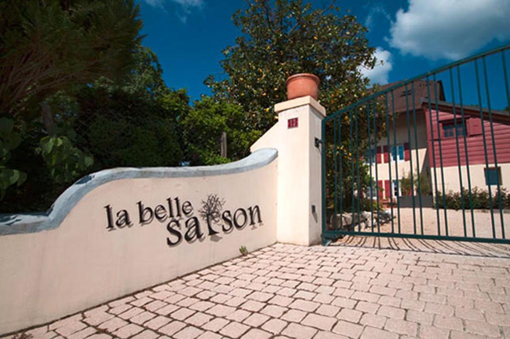 La Belle Saison Mollens (Vaud) Ngoại thất bức ảnh